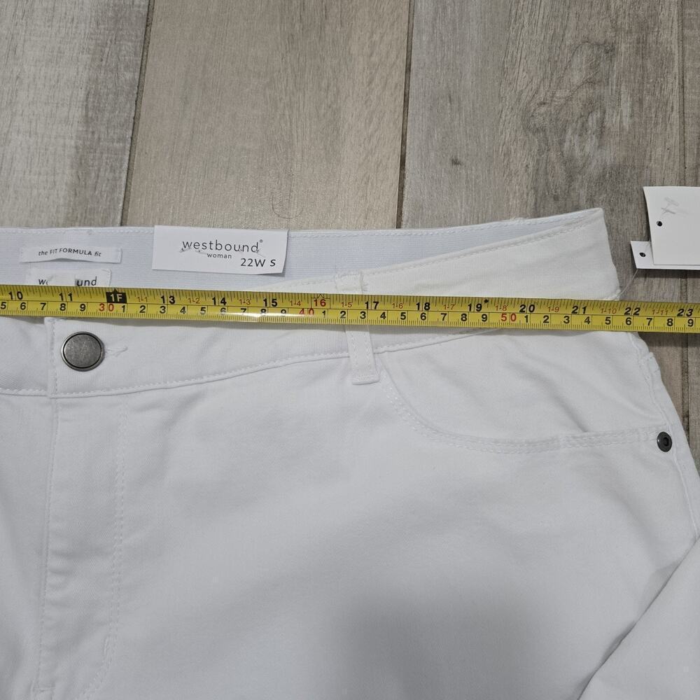 Westbound Cotton Blend Strech Capri Pants White Mid Rise Summer Size 22 W. - Picture 3 of 12